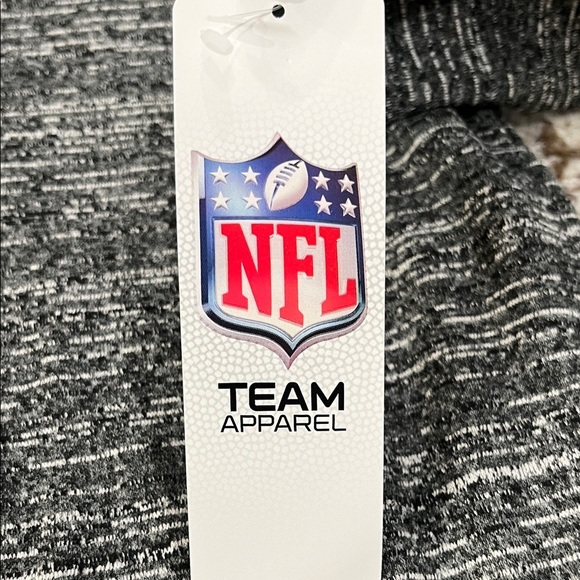 Chicago Bears NFL Zip-Up Sweater – New With Tags - Picture 6 of 8